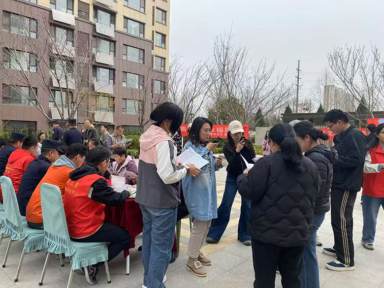 北海熱力寒亭分公司進行“政策宣講 進社區(qū)”活動